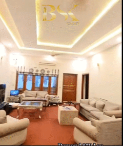 1 Kanal Luxury House For Sale,Phase 1.